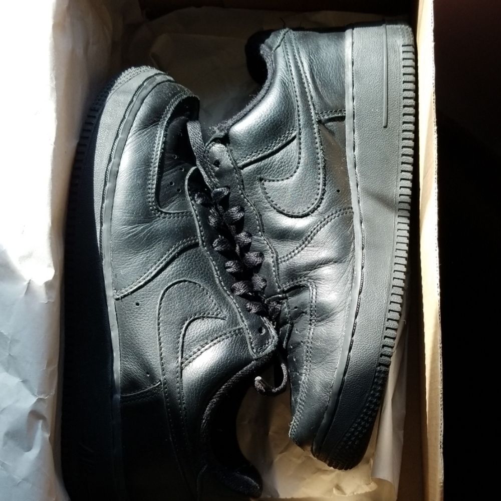 Nike Air Force 1
